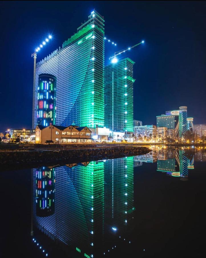 Orbi City Suite Sea View In Batumi Aparthotel Exterior photo