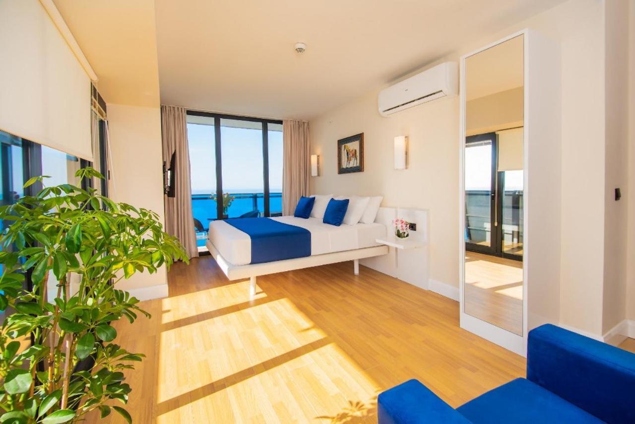 Orbi City Suite Sea View In Batumi Aparthotel Exterior photo